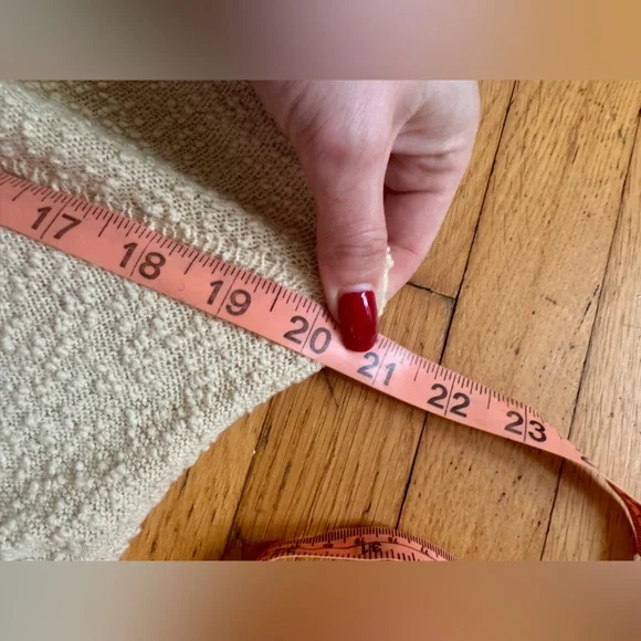 50s Vintage Cream Boucle Knit Wool Wiggle Dress - Picture 7 of 10